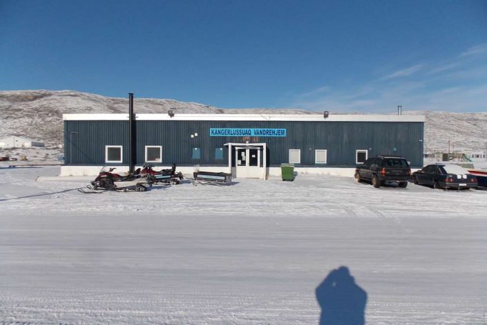 Front view of Kangerlussuaq Youth Hostel. Photo by Kangerlussuaq Youth Hostel - Visit Greenland